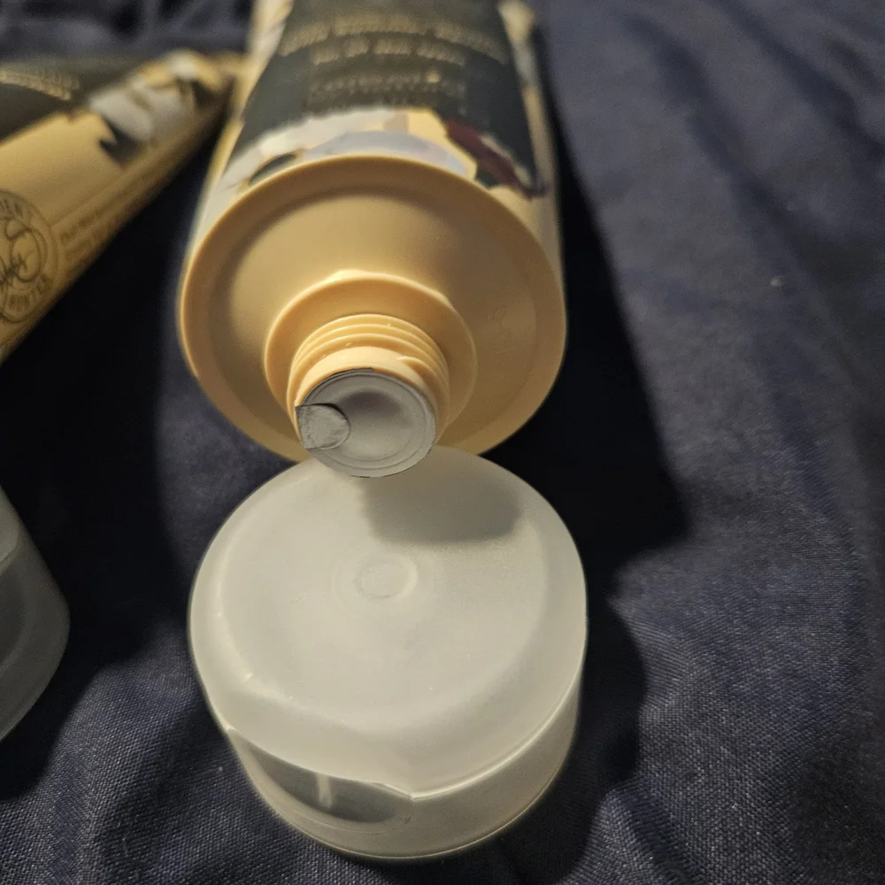 Tweaked By Nature Wild Summer Apricot Face & Body Cream Set